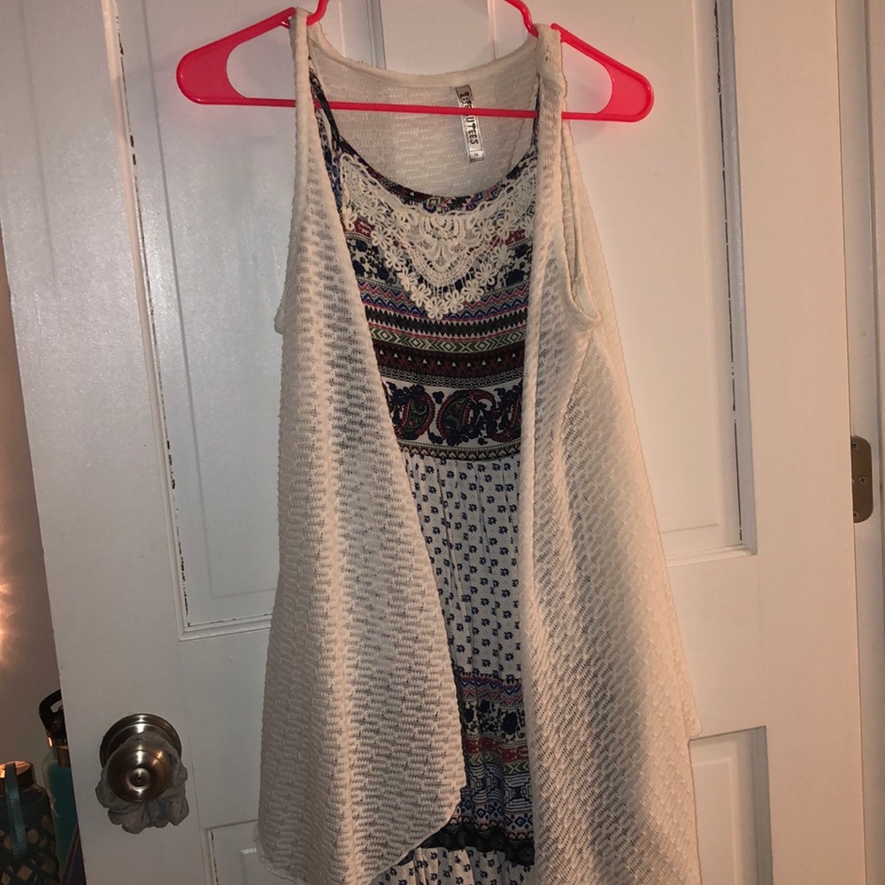 Beautees Dress and Sleevless Over Lay - Size 14